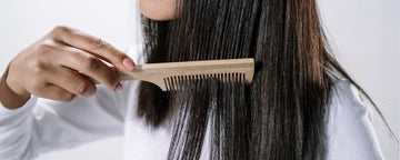Hvorfor samler mit hår sig i totter? Årsager og løsninger til livløse hårstrå